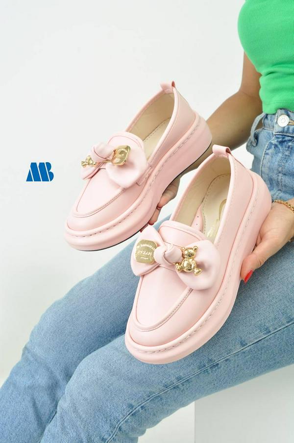 ladies footwear