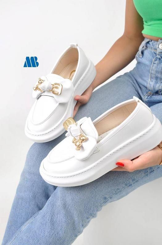 ladies footwear 1430382