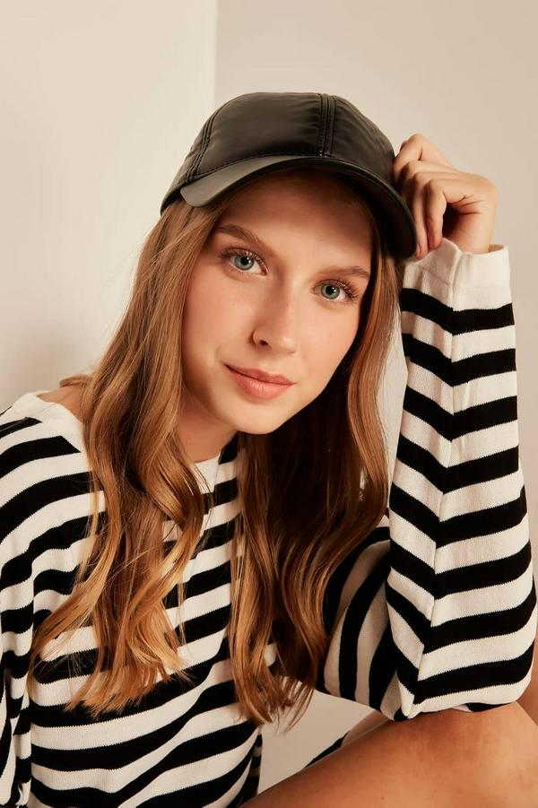 Women's Hats