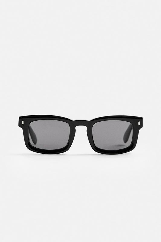 SQUARE SUNGLASSES