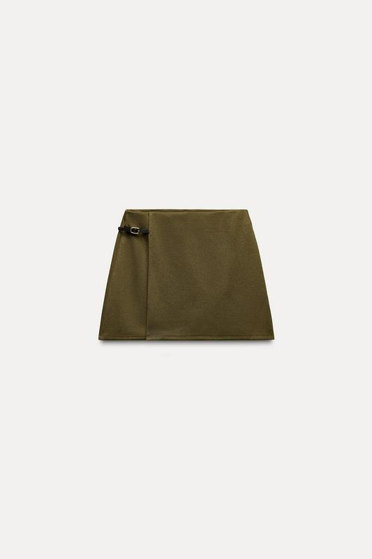 BUCKLED TWILL MINI SKIRT