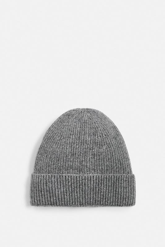 KNITTED BEANIE WITH WOOL