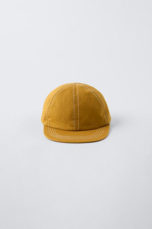 TOPSTITCHED CAP